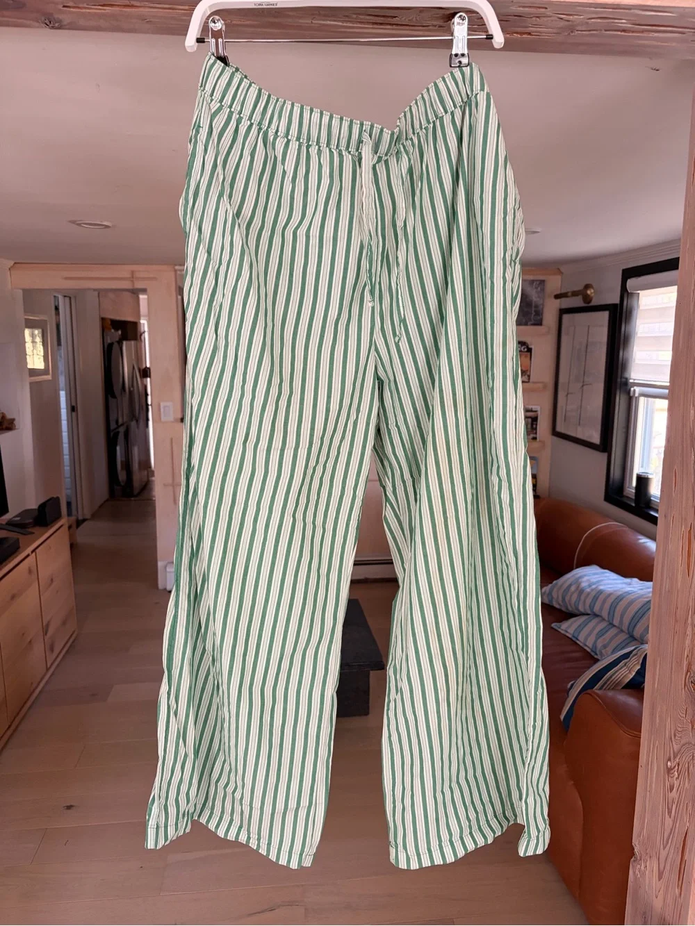 Old Navy Green and White Striped Wide-Leg Pants size large